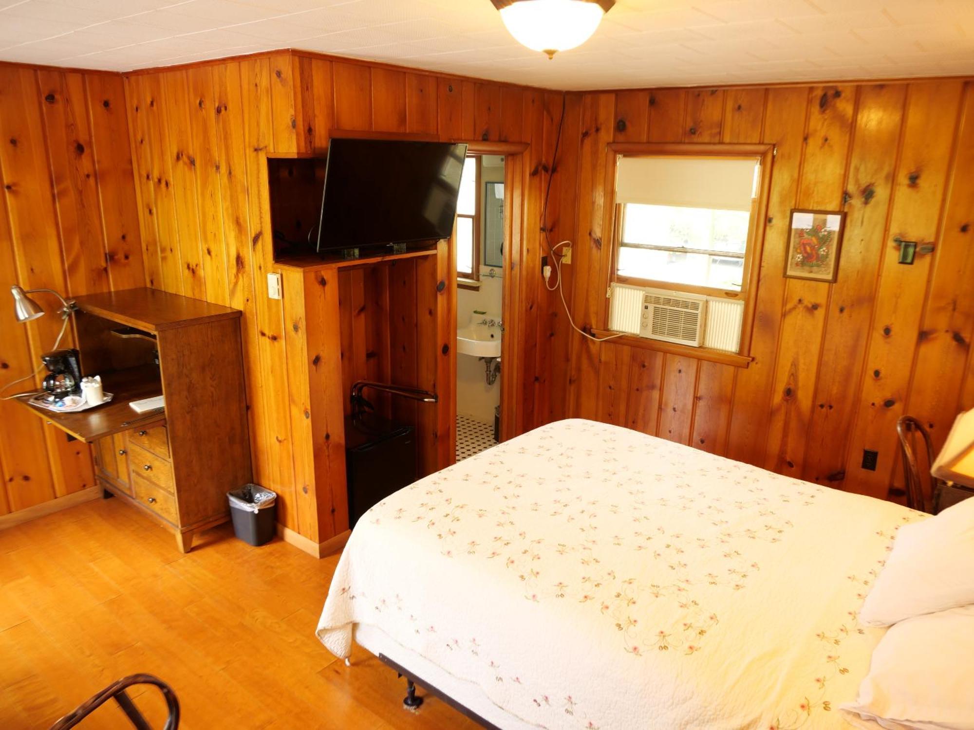 Ludington Blue Spruce Inn Zimmer foto
